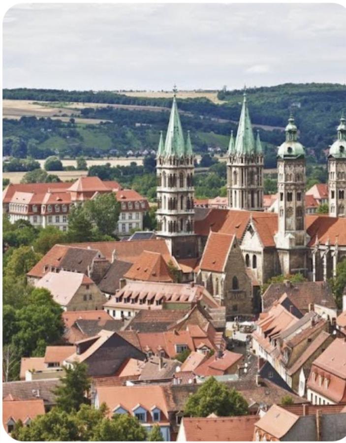 Schoene Neue 4 Zimmer Wohnung Mit Sued-Balkon Bis 8 Personen Naumburg  Eksteriør bilde