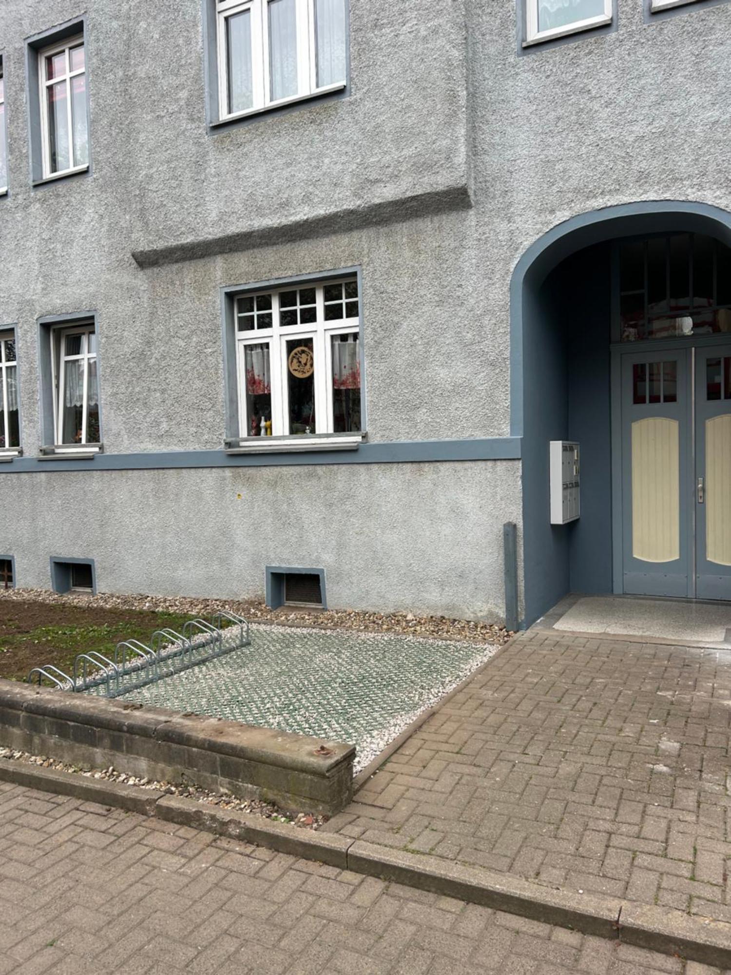 Schoene Neue 4 Zimmer Wohnung Mit Sued-Balkon Bis 8 Personen Naumburg  Eksteriør bilde
