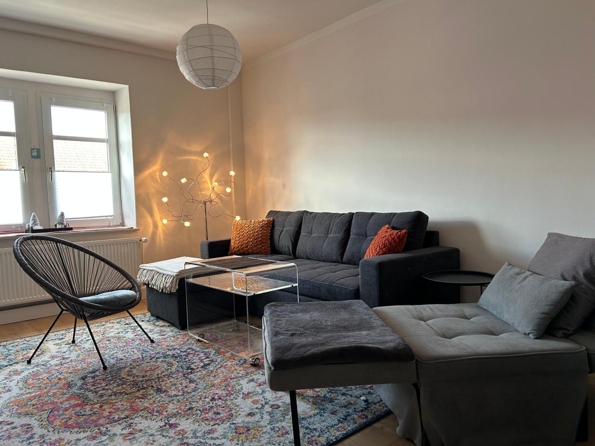 Schoene Neue 4 Zimmer Wohnung Mit Sued-Balkon Bis 8 Personen Naumburg  Eksteriør bilde