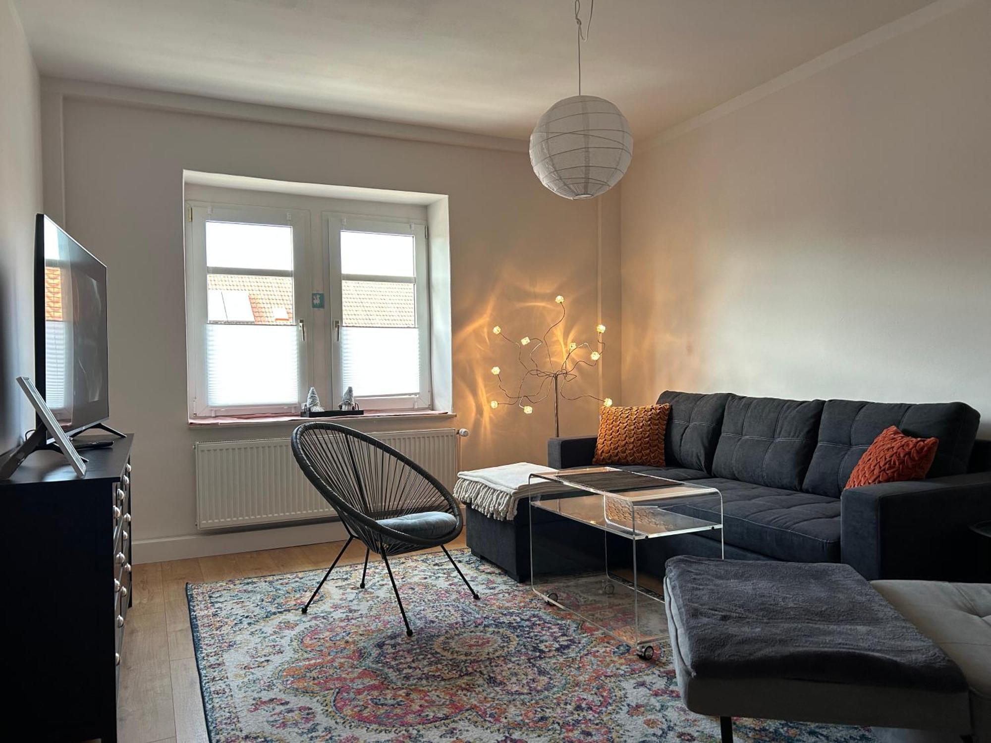Schoene Neue 4 Zimmer Wohnung Mit Sued-Balkon Bis 8 Personen Naumburg  Eksteriør bilde